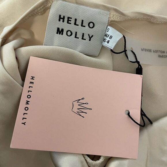 HELLO MOLLY The Valentina Cap Sleeve Satin Maxi Dress Champagne Size 4 NWT - Picture 9 of 9